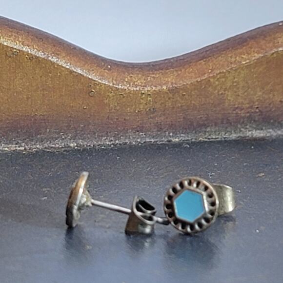 Turquoise Hexagon Stud Earrings with Vintage Filigree Setting, Elegant Design - Picture 7 of 10